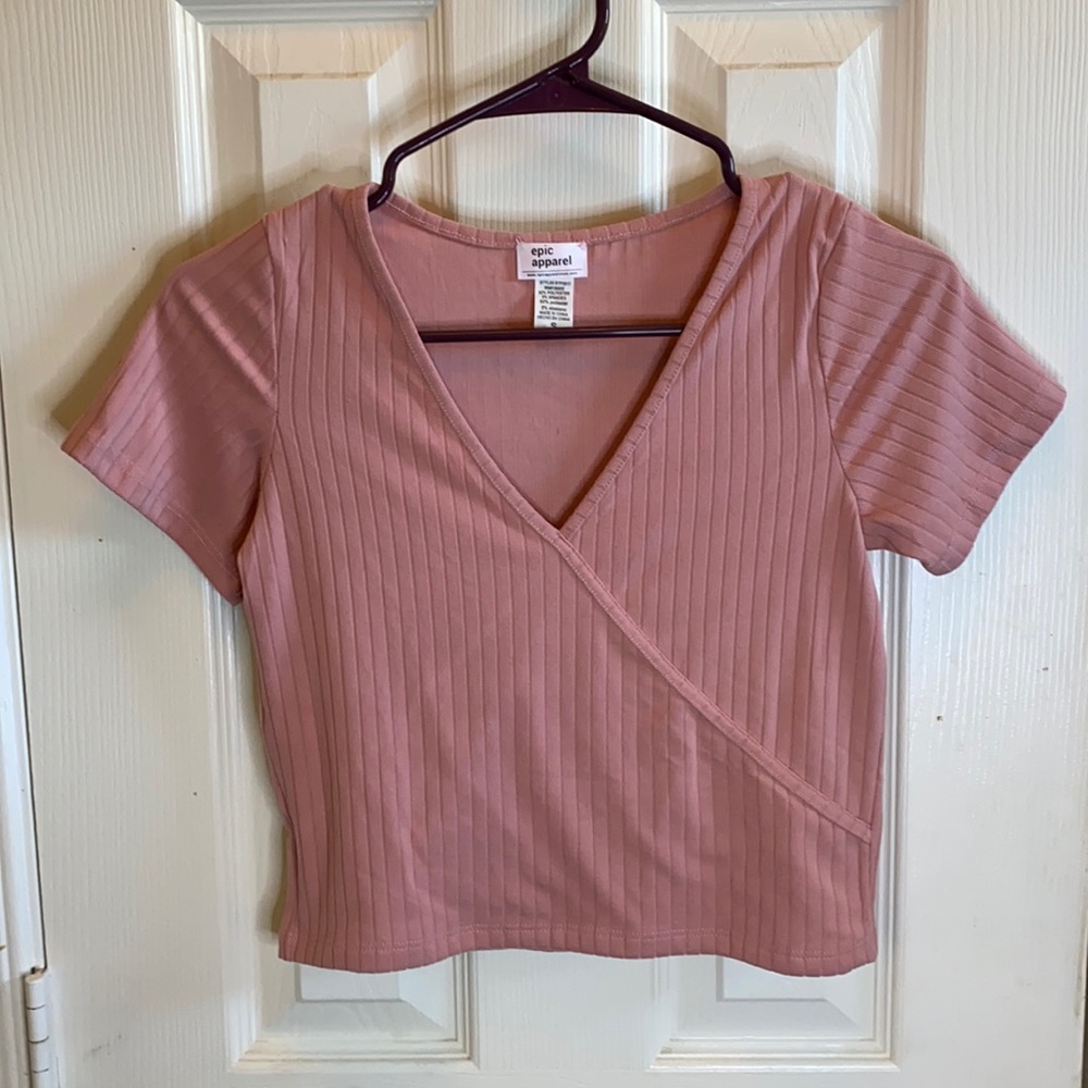 💞 5 for $10💞 Epic Apparel Dusty Rose Crop Top